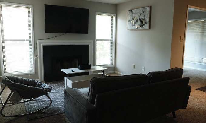 North Brookhaven Apartment | STAY AND LAY COZY UNIT