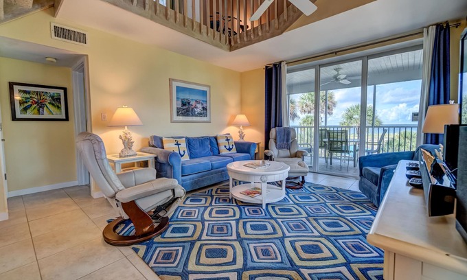 Palm Island Villa | Stay and Play all Day in this Very Nice Spacious Beach Resort Villa! C1622A