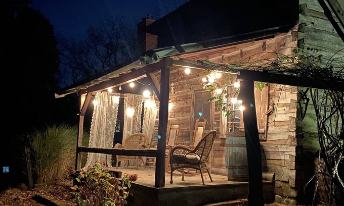 Carmel Cottage | Stay in a part of Carmel history. Minutes from downtown Carmel and Grand Park.