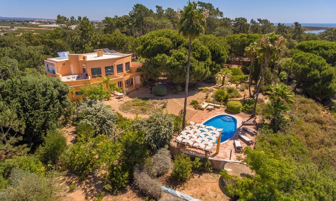 Tavira Villa | Stay in the property of your dreams at Meia Lua in Pinheiro