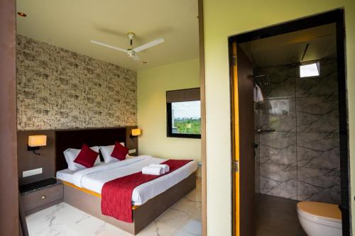 Wadgaon Apartment | Stay Leisurely Pavillion by the hills, Lonavala-Stadium View Rooms