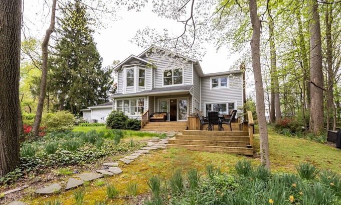 Crownsville House | Stay Mins from Annapolis in Luxury Waterfront Home on Deep Water w Private Pier & Gourmet Kitchen