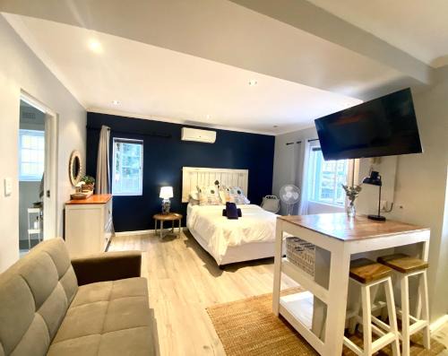Paarl Apartment | Stay on Main - Studio Blue