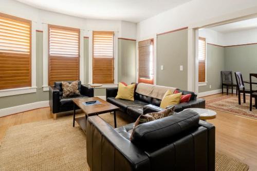 Buckman Neighborhood House | Stay Portland - Sun-filled Home in Buckman Neighborhood with 2BRs