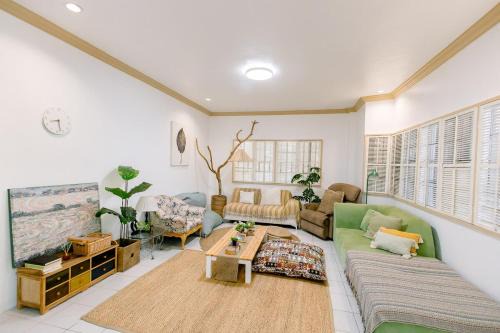 Lahug House | Stay Sa Amu - 4BR House in Capitol Area Cebu