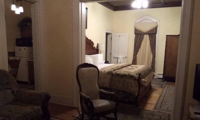 Saratoga Springs Hotel | Stay Saratoga