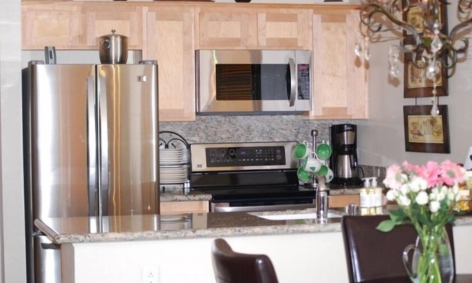 Mammoth Lakes Condo | STAY SLOPESIDE 5 Star Luxury! True Winter Ski In & Ski Outn