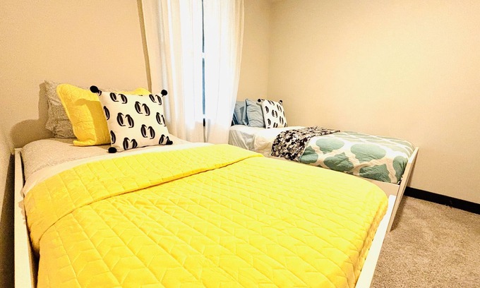 Church Street House | Stay with Jenny at Hapeville, twins beds