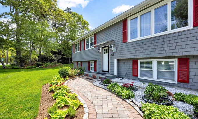 West Hyannisport House | Stay with Us! Beach Fun for Family, Friends, & Pets Welcome! Free Pass Included!