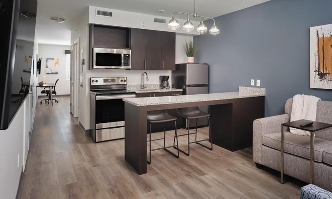North Charleston Hotel | stayAPT Suites North Charleston