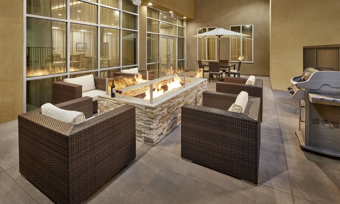 Anaheim Resort Hotel | Staybridge Suites Anaheim At The Park by IHG