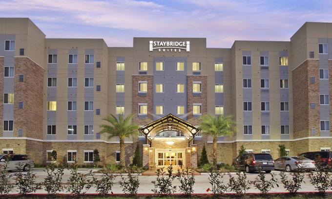 Braeswood Place Hotel | Staybridge Suites Houston - Medical Center by IHG