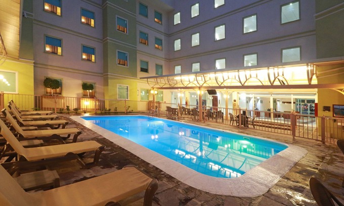 Jurica Hotel | Staybridge Suites Queretaro by IHG