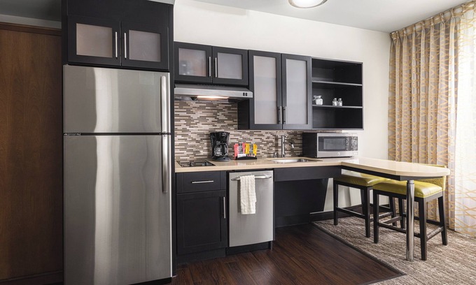 South Lake Union Hotel | Staybridge Suites Seattle - South Lake Union by IHG