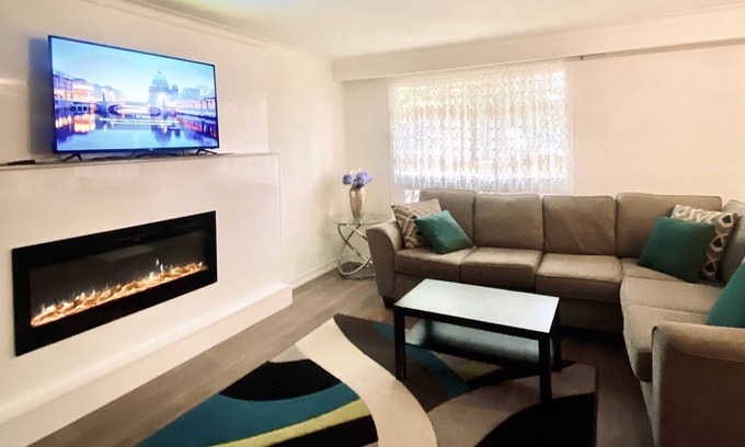 Aurora House | Staycation in the heart of Aurora town