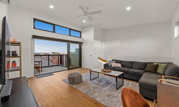 Brunswick Apartment | StayCentral - Brunswick Central Townhouse