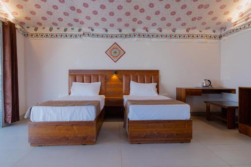 Bhuj Hotel | Stayguru Road to Heaven Resort