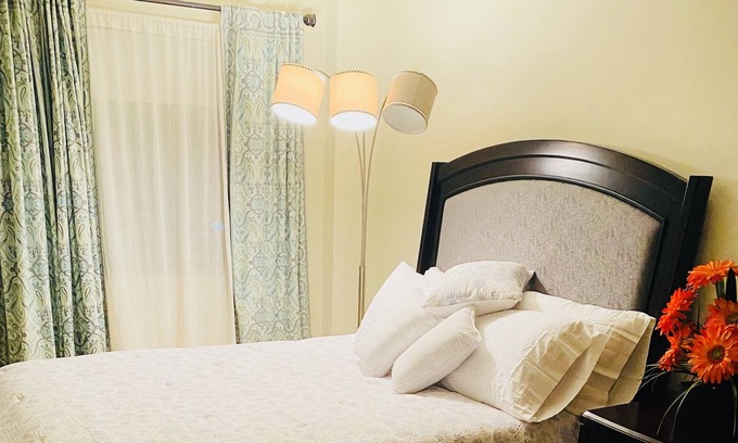 Malden Apartment | "StayUnique"