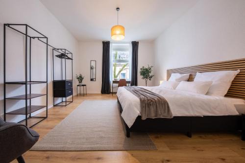 Gemarkung Barmen Apartment | stayVision FS43 Wohnung 5 - 3 Schlafzimmer - 8 Gäste - 2 Balkone - top WLAN
