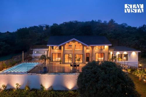 Kadadhe Villa | StayVista at Apukaa Hills with Karaoke, Pool