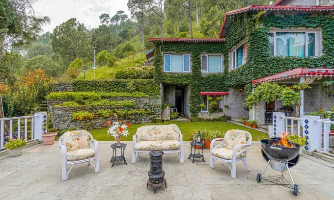 Kasauli Villa | StayVista at Destine