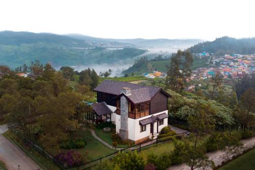 Ithalar Villa | StayVista at Little Heaven with Breakfast