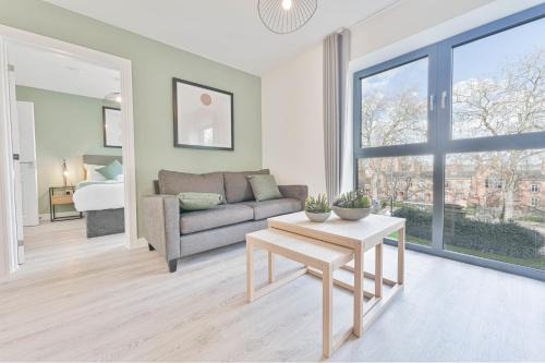 Derby Apartment | StayZeni, Hardwick House Derby Lovely 2 Bed Flat