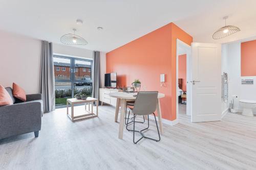 Derby Apartment | StayZeni, Hardwick House Derby 1 Bed Apartment