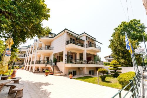 Stavros Apartment | Stefanidis Platani Beach