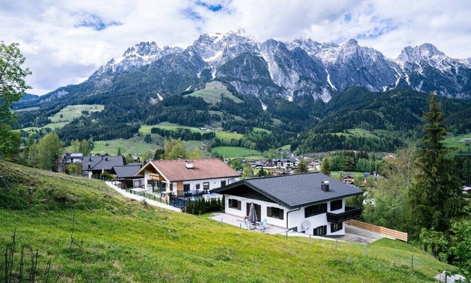 Rain House | Steinberghaus Ferienhaus