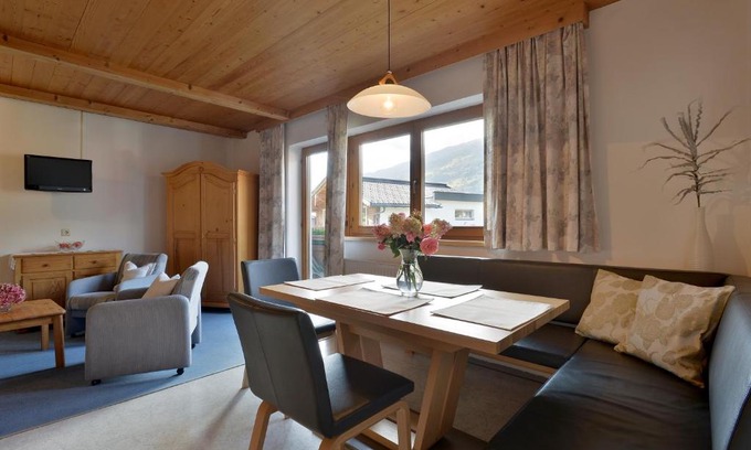 Stumm Apartment | Steinlechner-Meyer Elisabeth