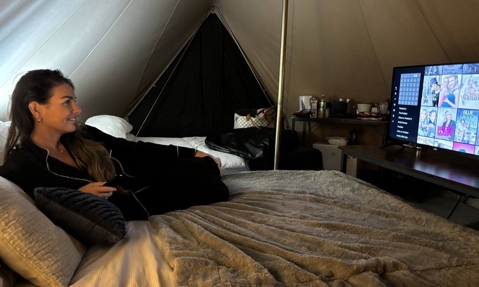Dwyran RV Rental | Stellar Stargazer Tent: Unique Glamping