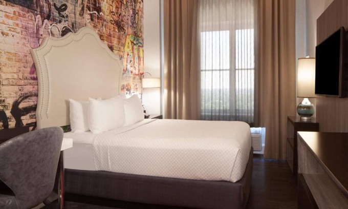 Midtown Hotel | Step Into Ultimate Comfort, Conveniently Located Close to Everything in ATL