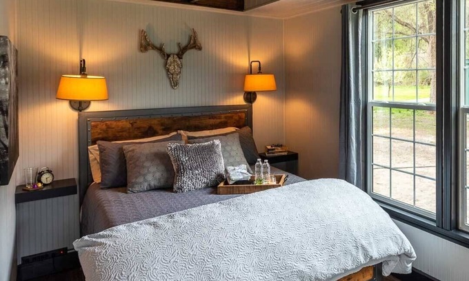 Libby House | Steps away from the beautiful Kootenai River; Timber River Guest House.
