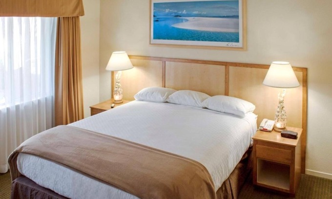 Avila Beach Hotel | Steps From the Beach! Free Parking, Onsite Pool, Near Avila Beach Pier
