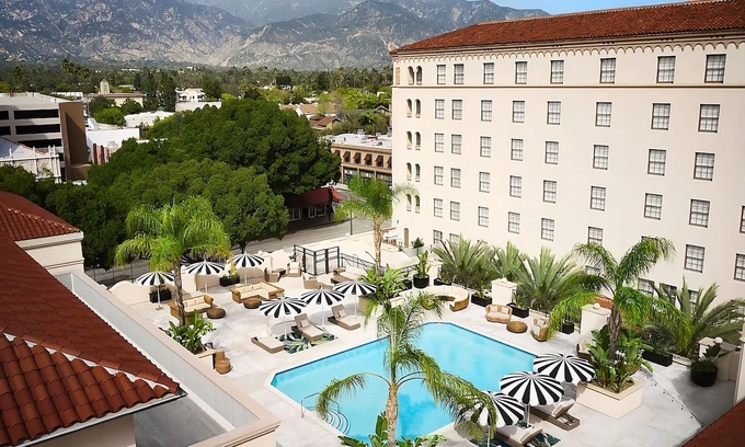 Pasadena Hotel | Steps to Pasadena Museum of California Art! 3 Affordable Units, Parking, Pool!