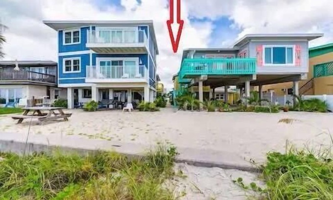 Belleair Beach House | Steps to Private Beach ClearwaterBelleair Beach
