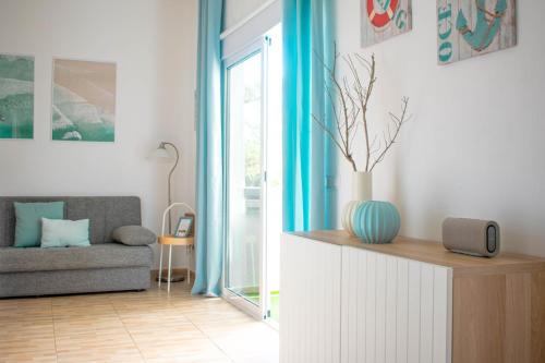 Santa Cruz de Tenerife Apartment | Steps to the beach!