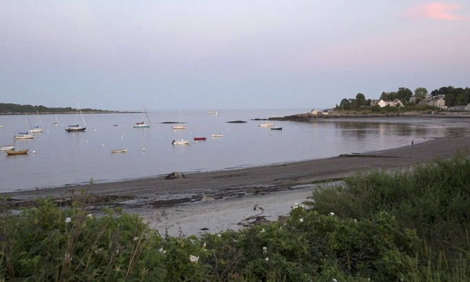 Loveitts Field House | Steps to Willard Beach! Historic 4 BR home South Portland