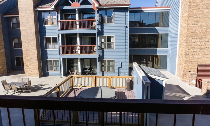 Historic District Condo | Steps To Winter Adventures Relaxed W/Loft Bedroomppl Condo by RedAwning