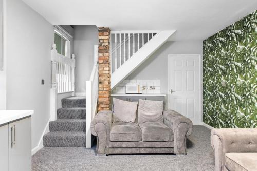 Boston House | Still House