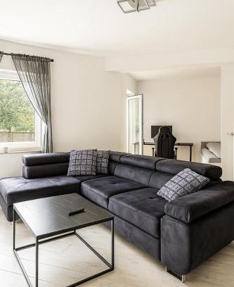 Beuel-Mitte Apartment | Stilvolles Apartment mit zwei Bädern Terrasse und Parkplatz nahe Rhein und Bonn Zentrum