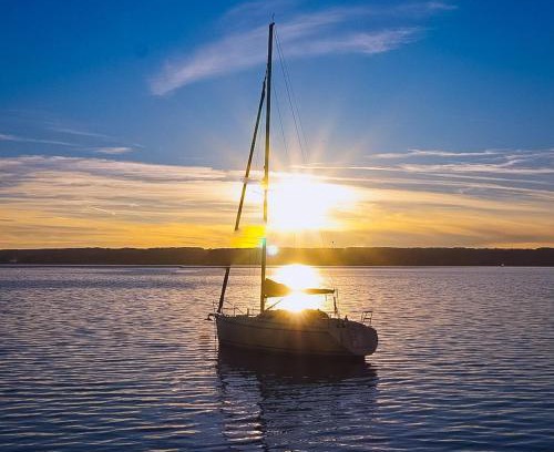Porto-Vecchio Boat Rental | stlocavoile 2, Seuls à bord d un voilier dans le golfe