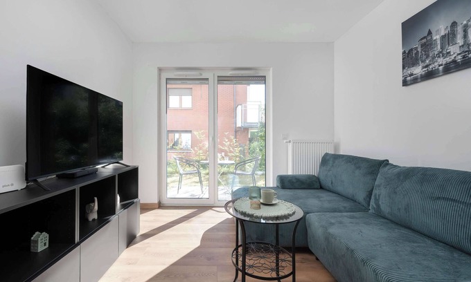 Fabryczna Apartment | Stodolna 6 | Wrocław | White Apartment | Parking