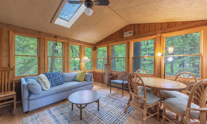 Covert House | Stolen Day - located in the desirable rustic gated resort community - Pet Friendly!