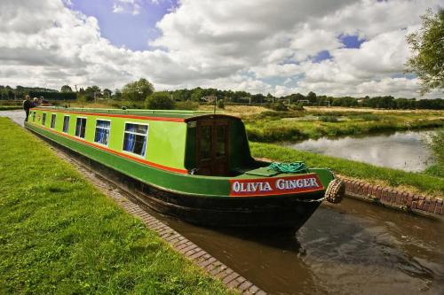 Stone House | Stone - Boat - Sleeps 6 - Pet Friendly - 85ws