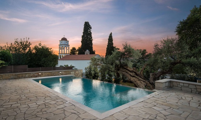Pervolakia Villa | Stone-Built Private villa, with Pool and Terraces!
