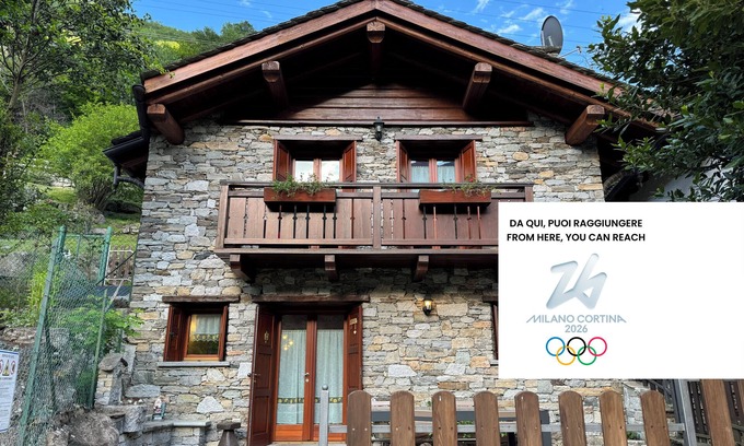 San Giacomo Filippo Ski Chalet | Stone chalet with valley view