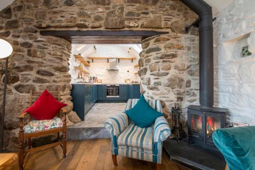 Abereiddy House | Stone Cottage