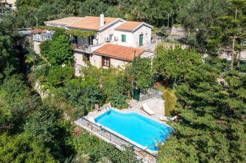 Barbati Villa | Stone Cottage